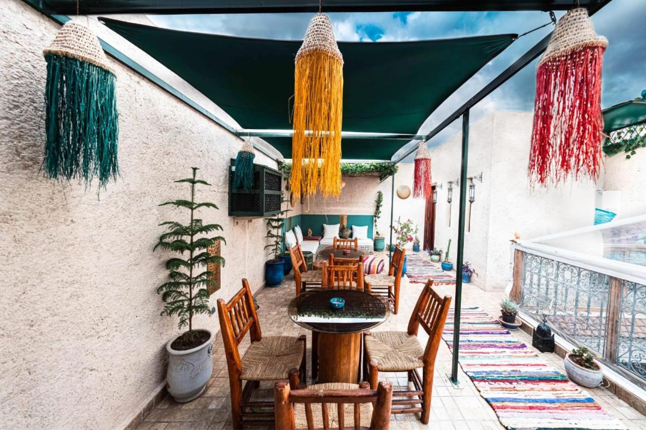 Kiyanjana Homestay *